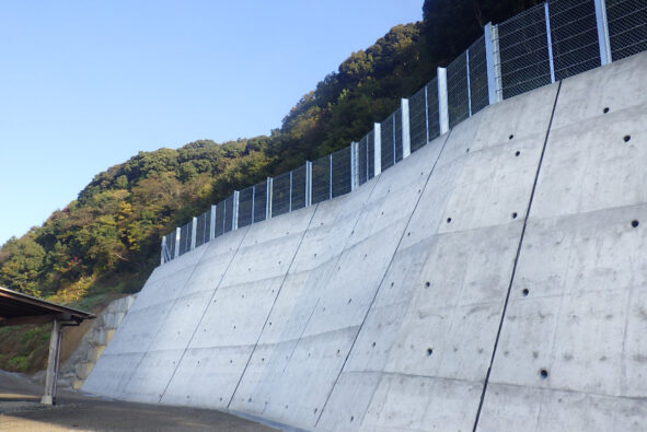 令和2年度　向笠竹之内新豊院山B急傾斜地崩壊対策工事（擁壁工）